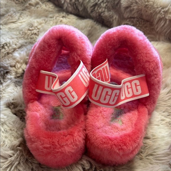 UGG Pink Fluff Double-Strap Slide with Branded Back Strap - Picture 5 of 7